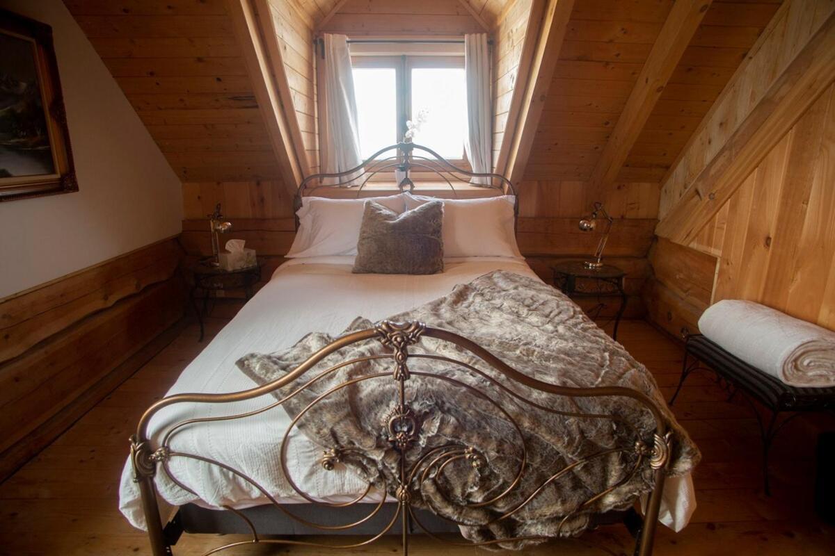 Hebergement "La Maison En Bois Rond" Sainte-Marie Quarto foto