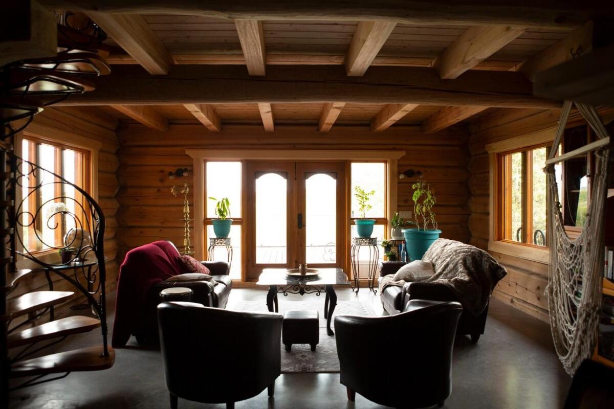 Hebergement "La Maison En Bois Rond" Sainte-Marie Quarto foto